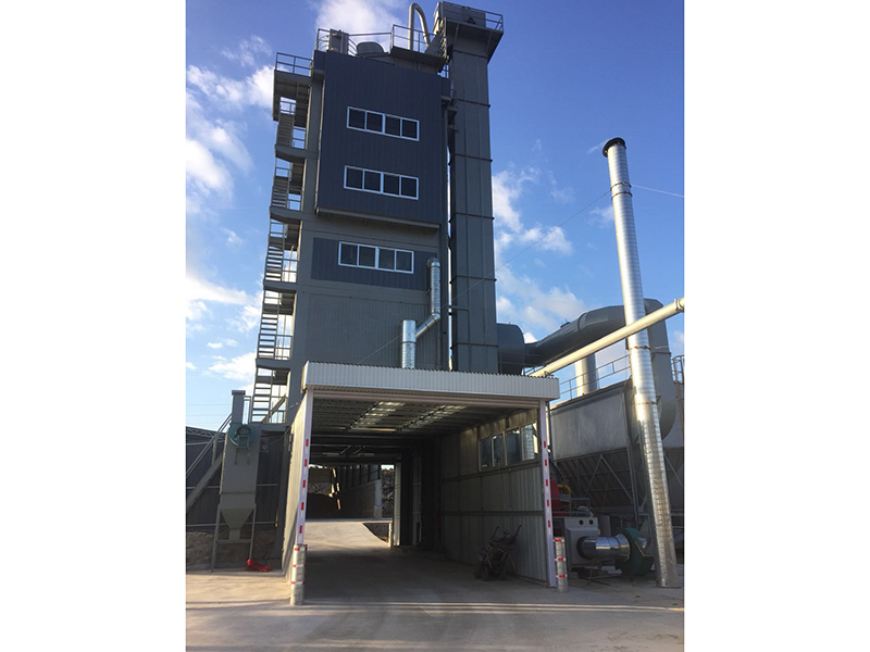 工程案例一、2018年10月烟台工地hqb3500型沥青搅拌站